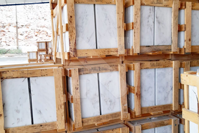 White marble tiles 60x30x2cm